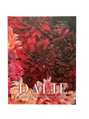 Italian book on different varieties of dahlias