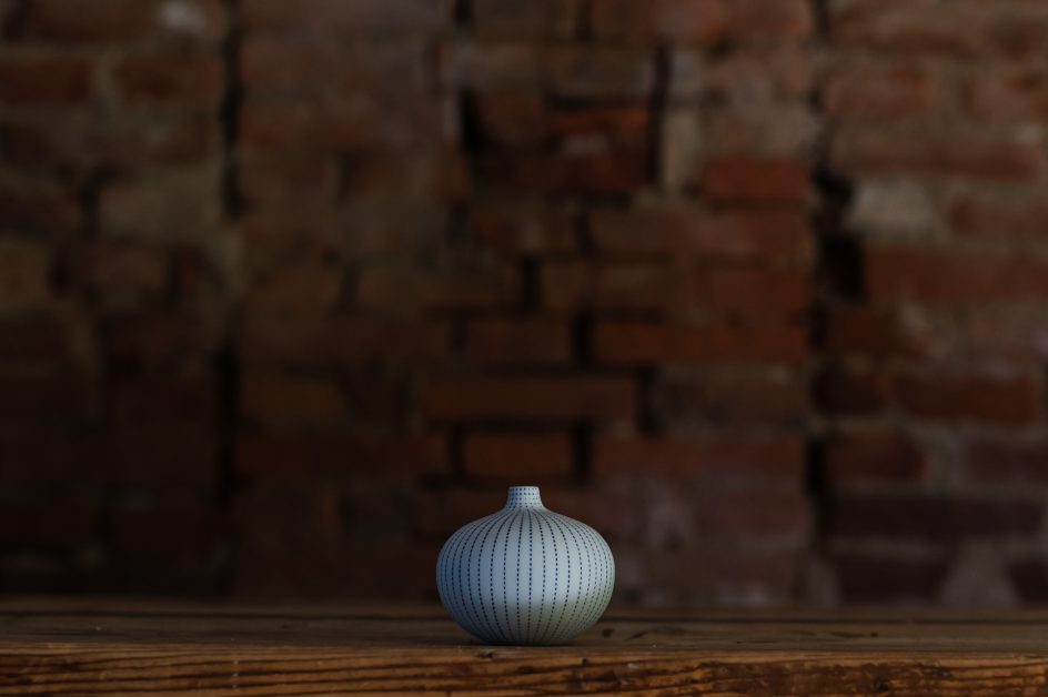 Vaso Bari a pois blu Lindform