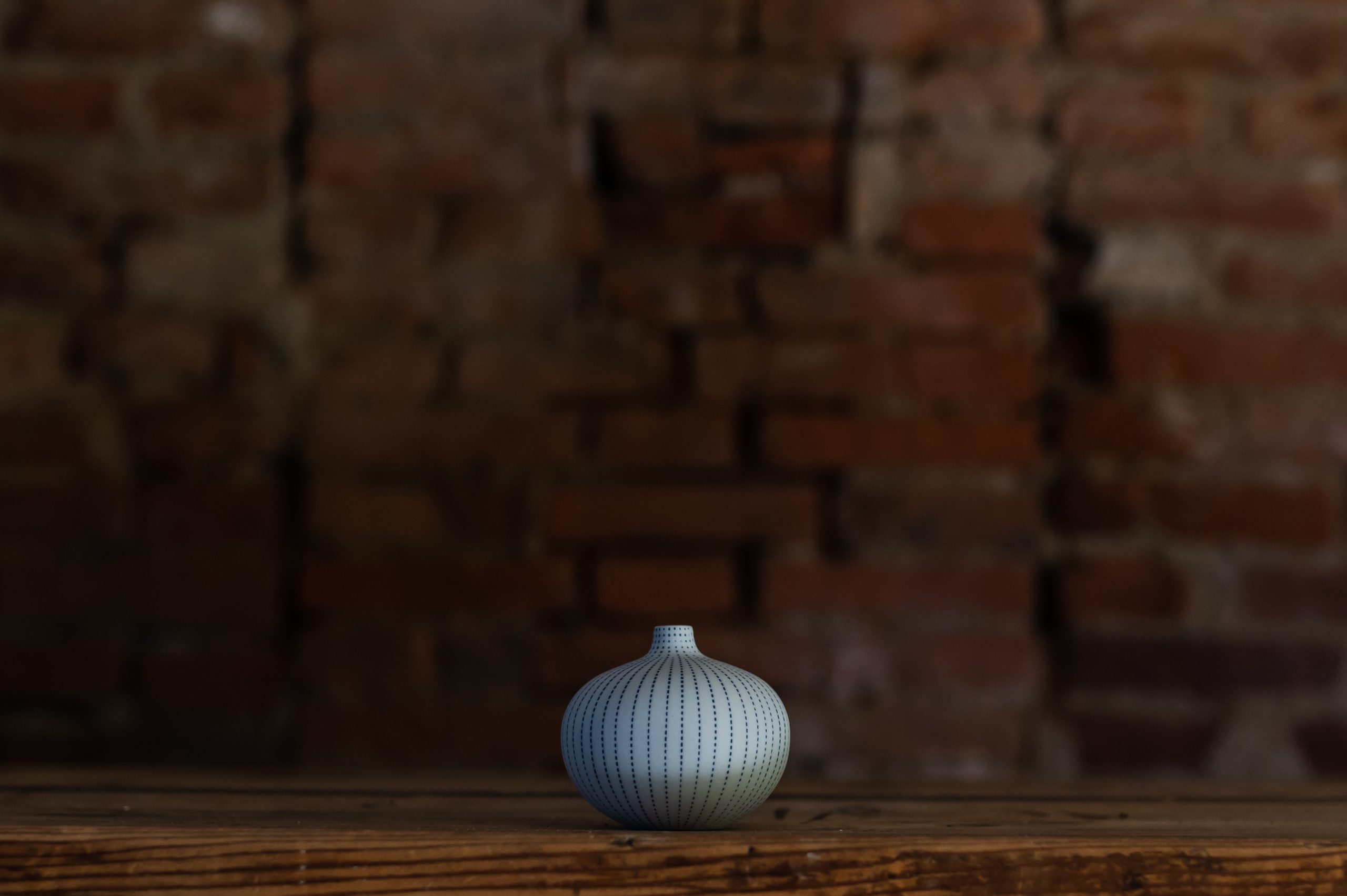 Vaso Bari a pois blu Lindform